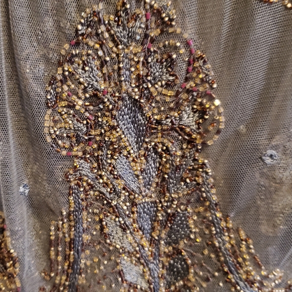 Elegant Beaded Vintage Shawl ⚜️🤎⚜️ - Picture 7 of 8